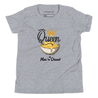 A heather gray short-sleeve t-shirt with a graphic print of a bowl of mac and cheese topped with a gold crown, accompanied by the text 'Queen of Mac'n Cheese!'.